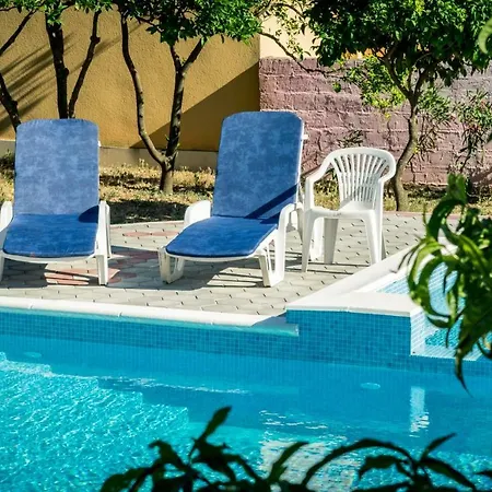 Lovorka With Heated Pool 公寓 奥瑞比克