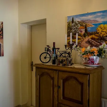 Appartement Lovorka With Heated Pool Orebić